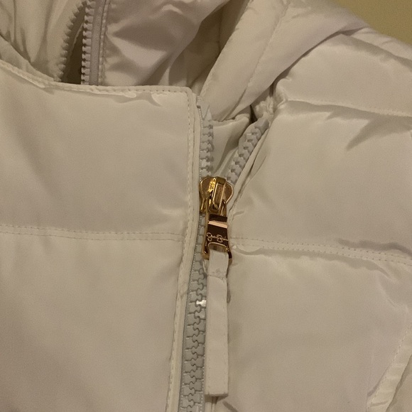 White coat - Picture 3 of 5